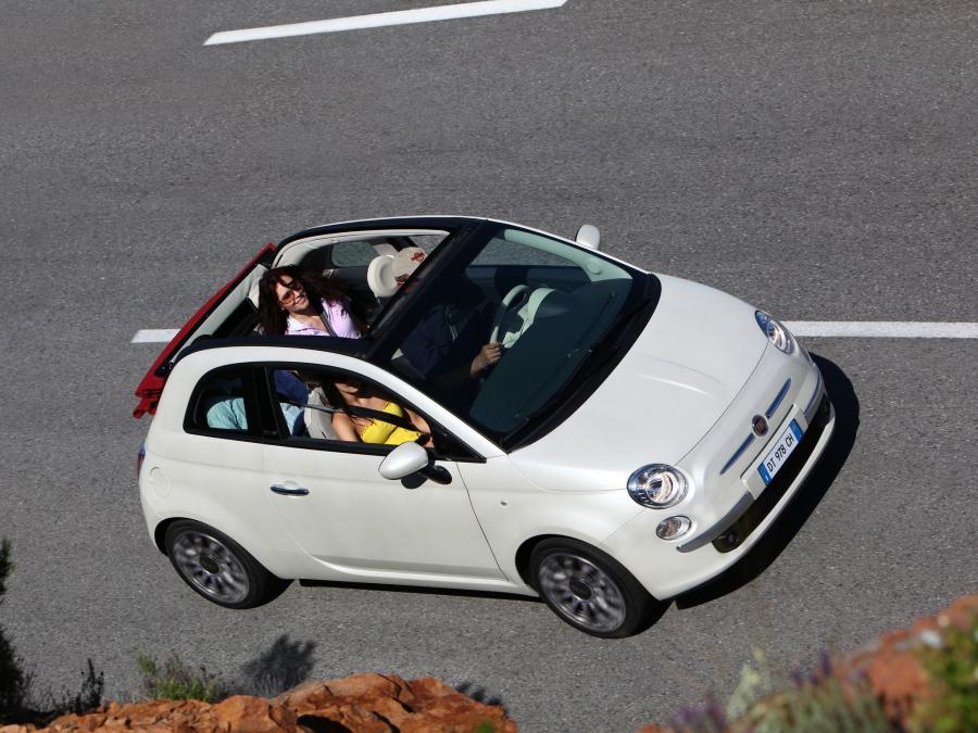  Fiat 500C 2009 года  (фото 12 из 140)